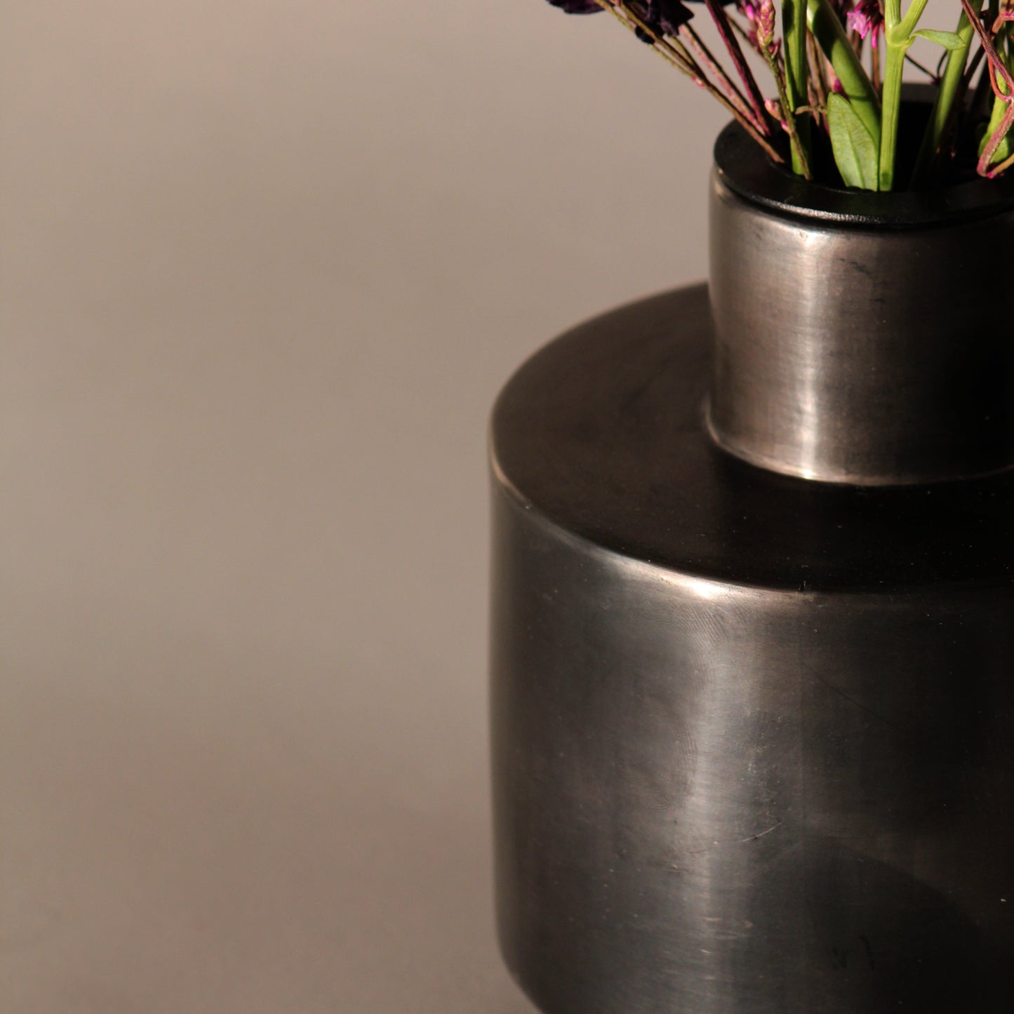 Can Vase