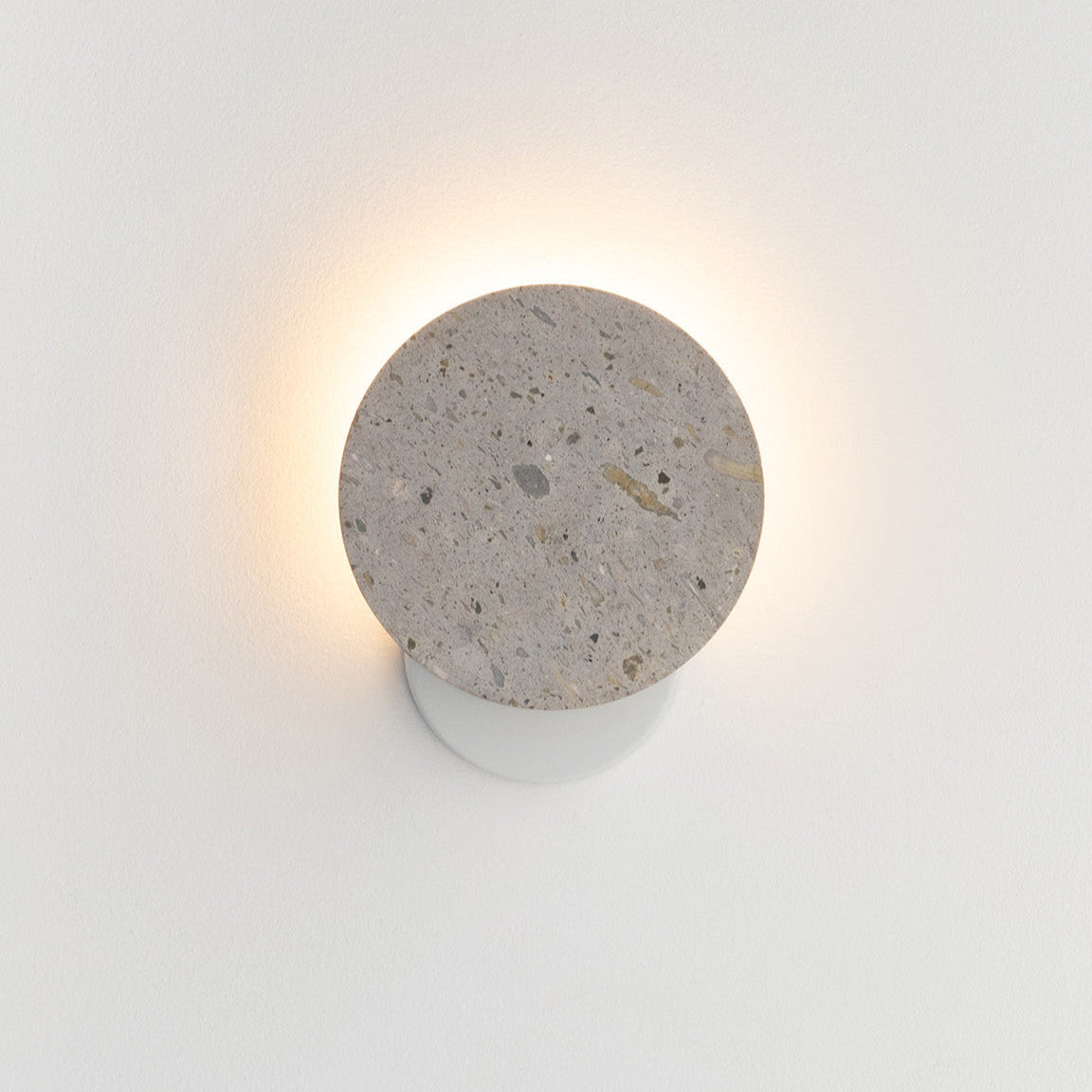 Ambra Wall Round