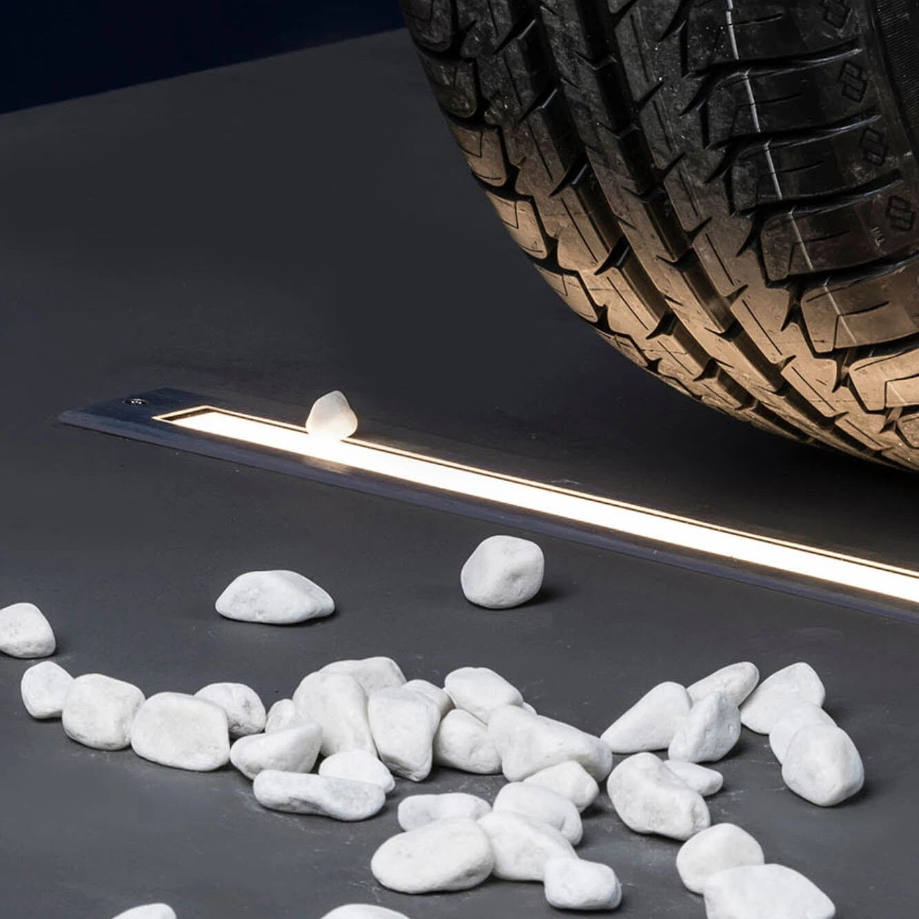 FALLS 500 Empotrable orientable 16W 30x60º