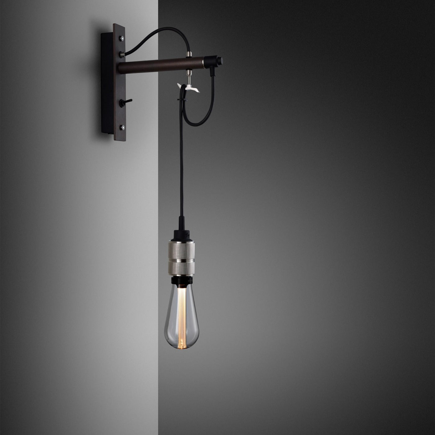 HOOKED WALL NUDE STEEL