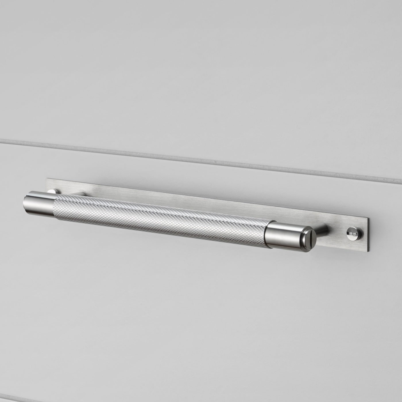 PULL BAR PLATE
