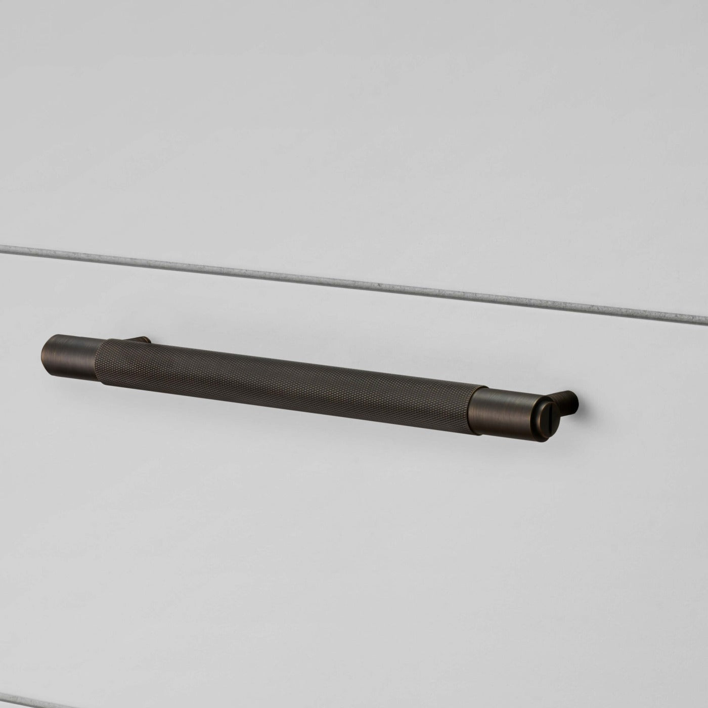 PULL BAR CROSS