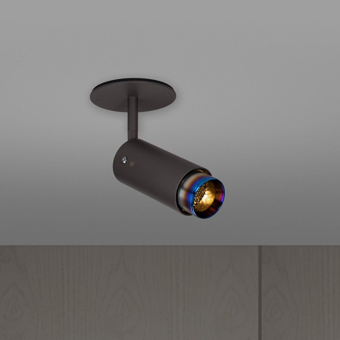 EXHAUST SPOT / GRAPHITE