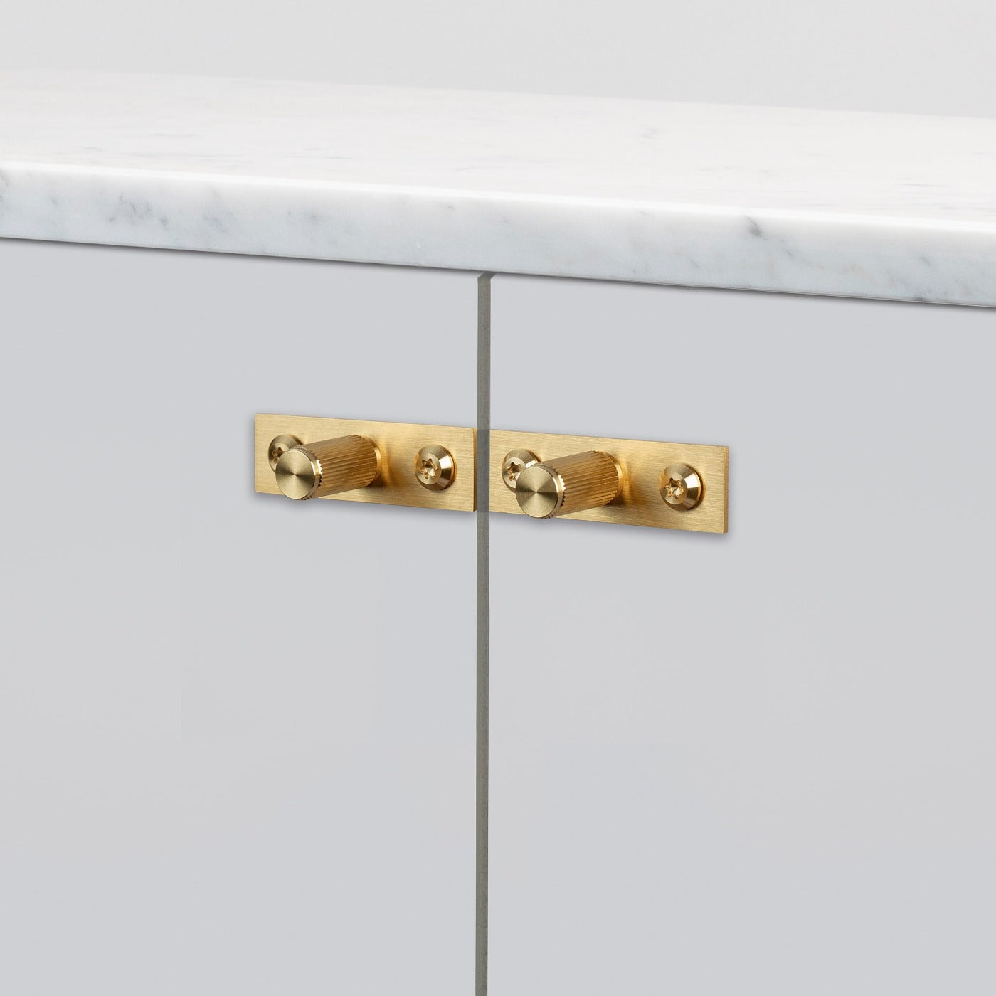 FURNITURE KNOB PLATE LINEAR