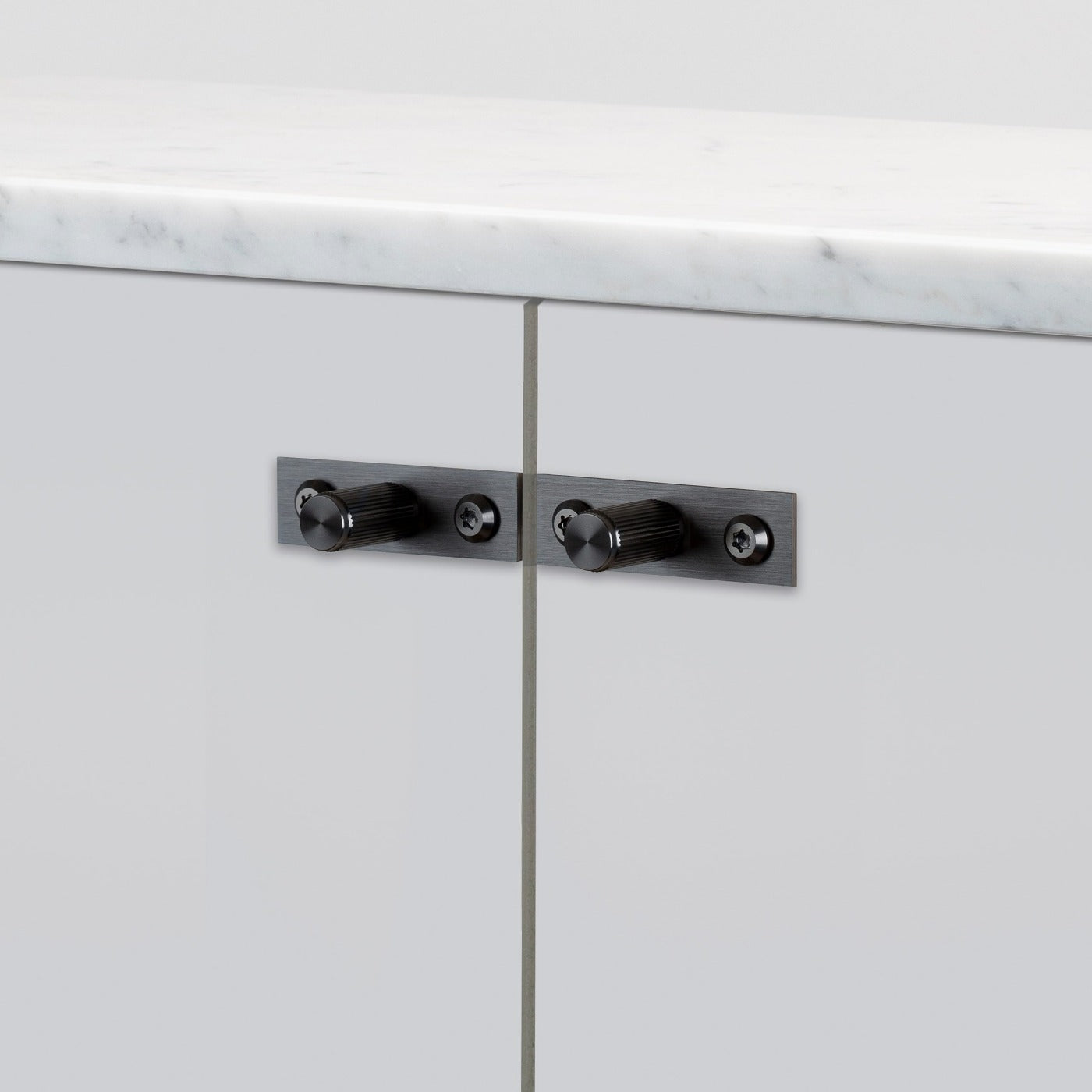 FURNITURE KNOB PLATE LINEAR