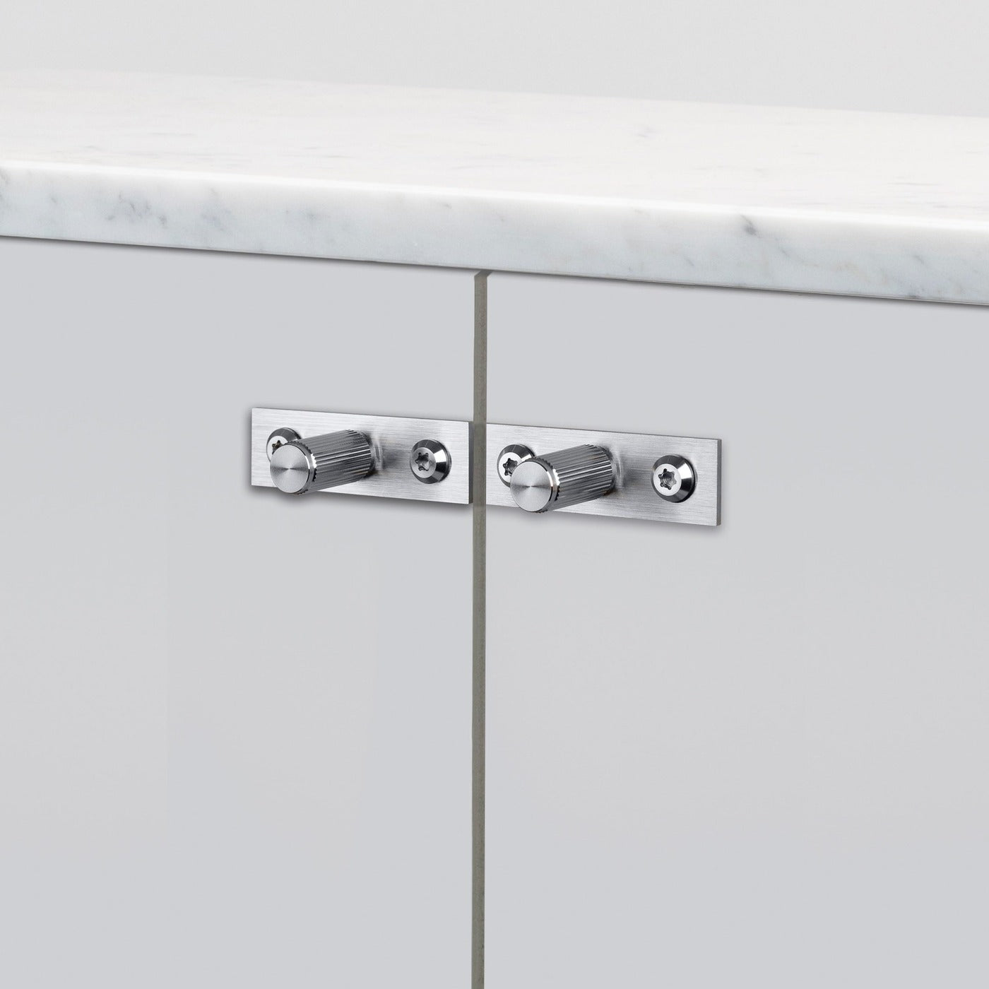 FURNITURE KNOB PLATE LINEAR