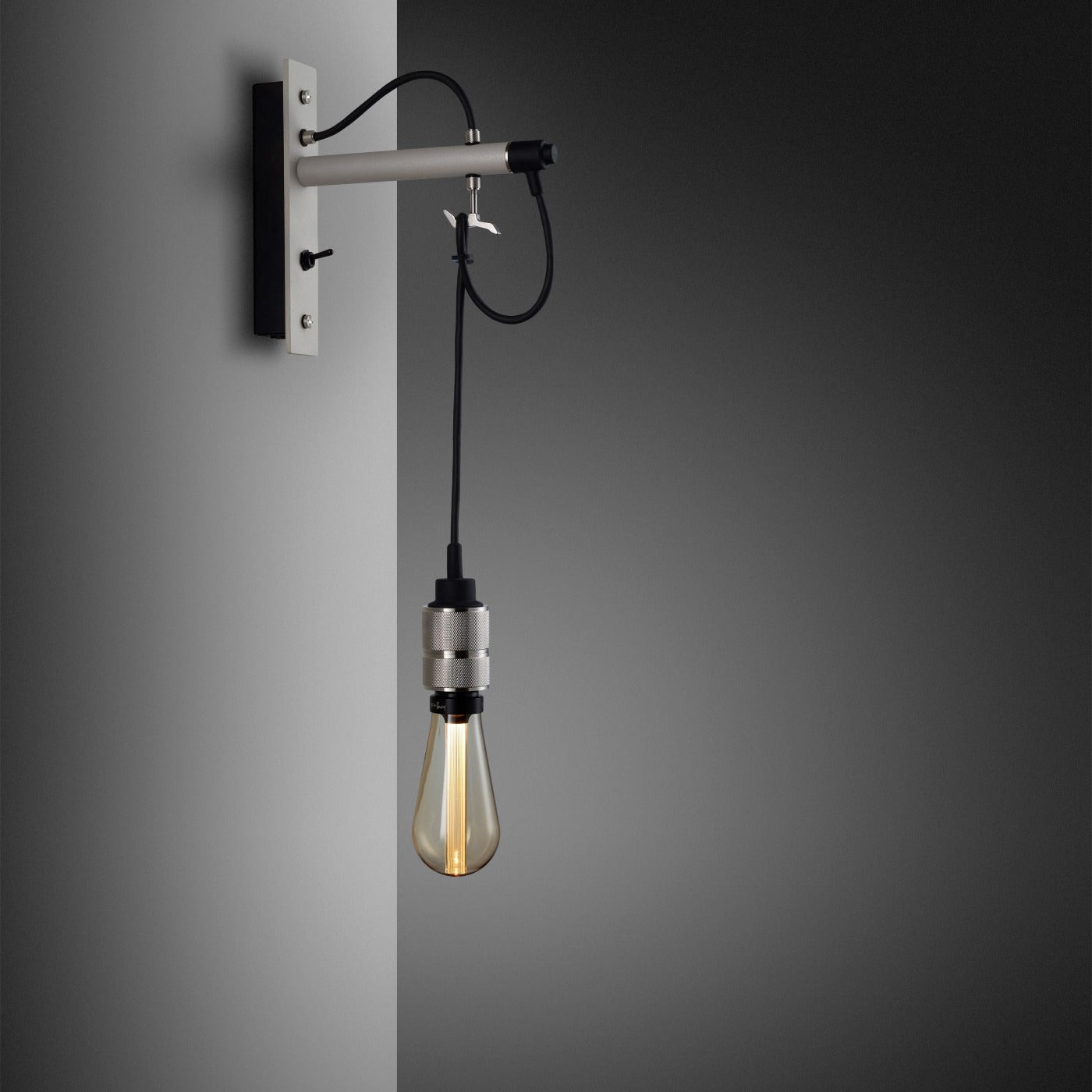 HOOKED WALL NUDE STEEL