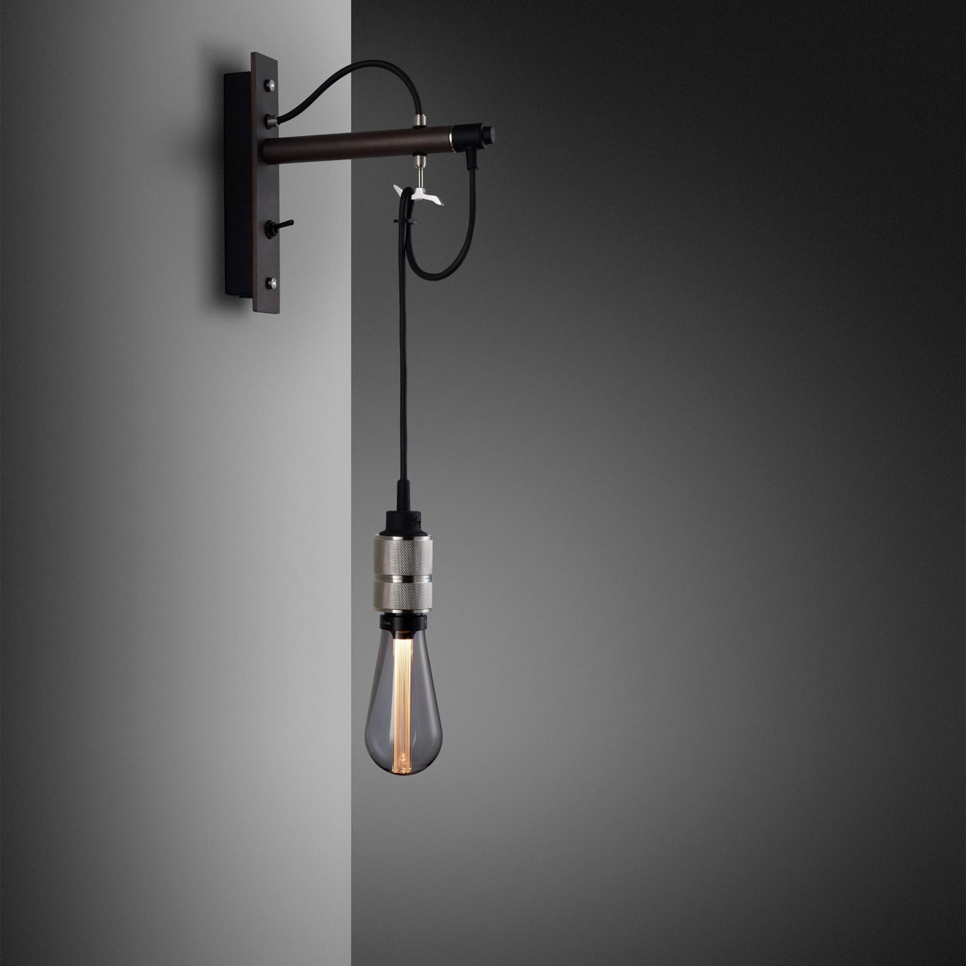 HOOKED WALL NUDE STEEL