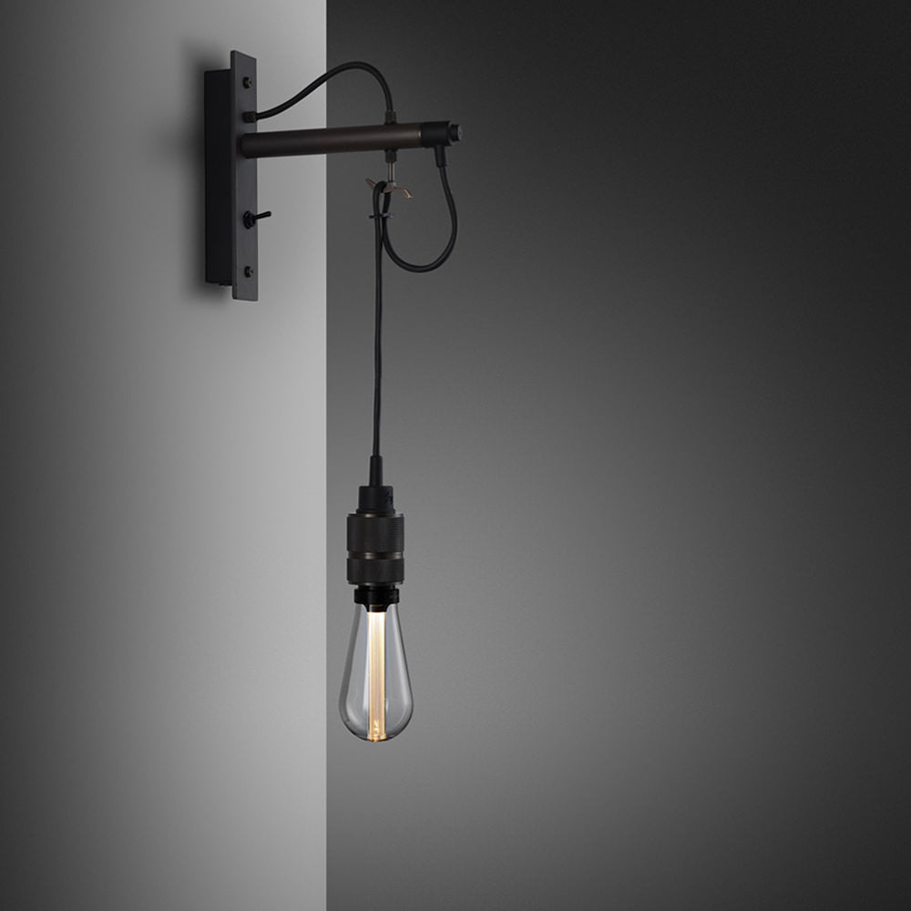 HOOKED WALL NUDE SMOKED BRONZE