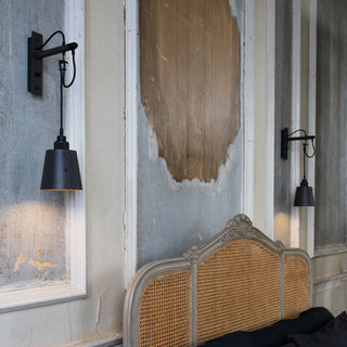 HOOKED SMALL SHADE GRAPHITE