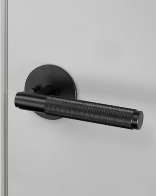 DOOR HANDLE PASSAGE CROSS