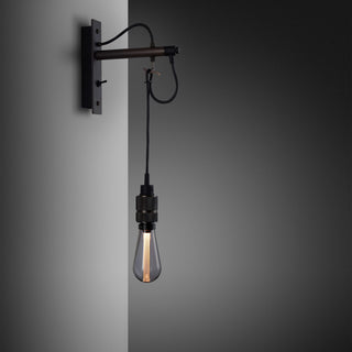 HOOKED WALL NUDE SMOKED BRONZE